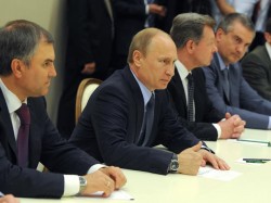 Путин встретился с крымскими татарами Путин встретился с крымскими татарами